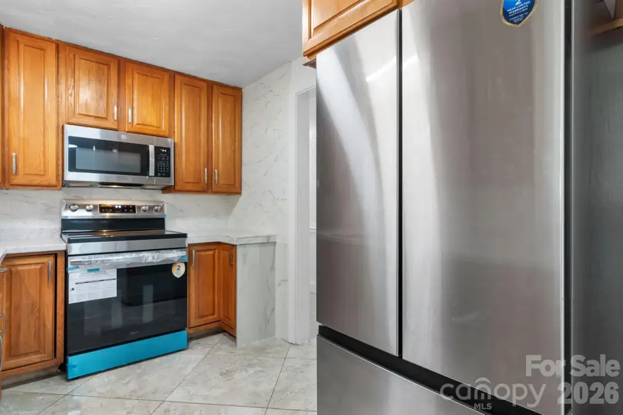 2823 39th Avenue Ne, Hickory, NC 28601 - #3