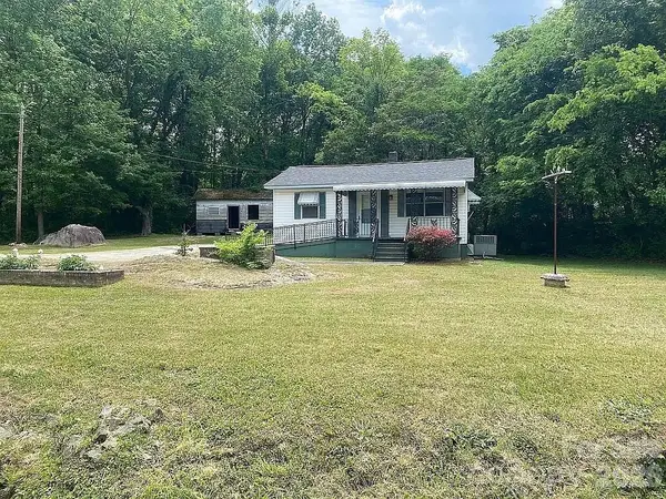 416 S Salisbury Avenue, Spencer, NC 28159