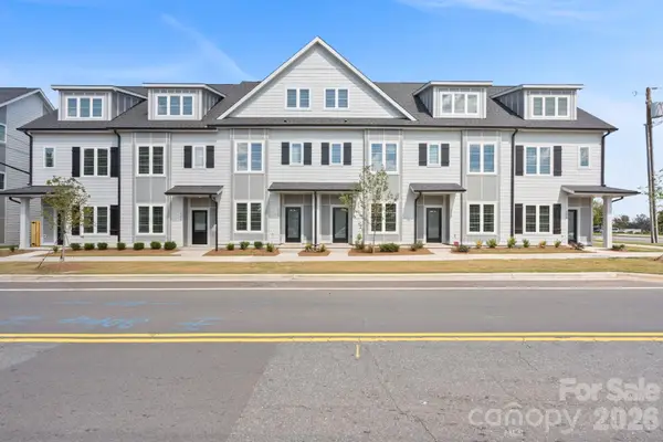 246 Freeland Lane, Charlotte, NC 28217
