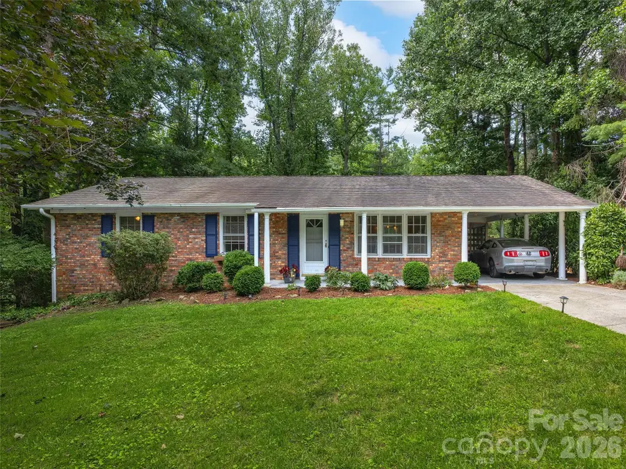 921 Indian Hill Road, Hendersonville, NC 28791 - #2
