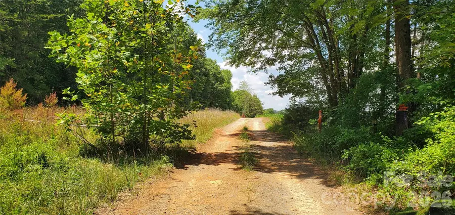3641 Us Highway 21 Highway, Hamptonville, NC 27020 - #3