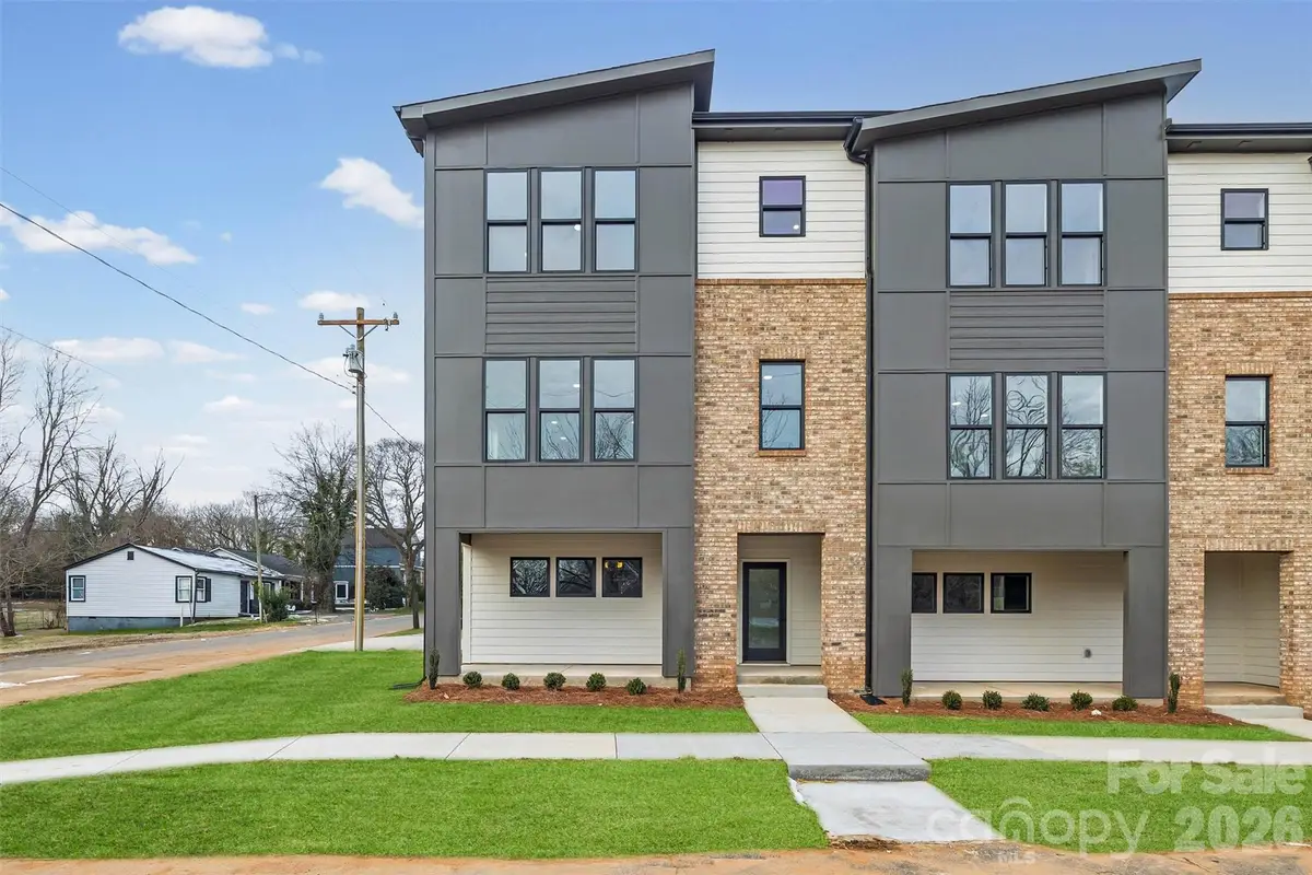 401 N Lee Street #B, Mount Holly, NC 28120 - #1