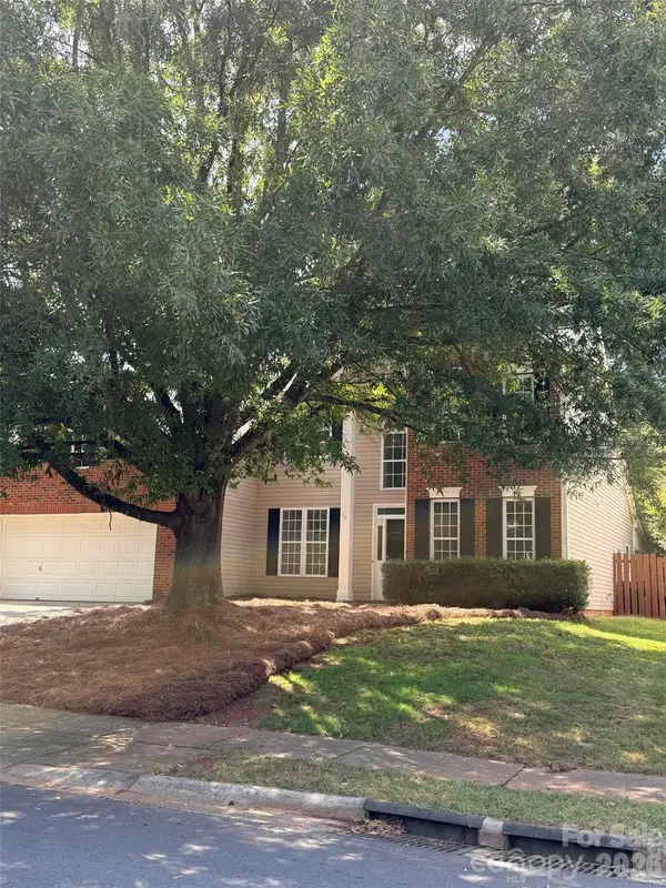 17234 Georgian Hall Drive, Charlotte, NC 28277