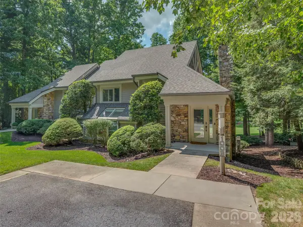 1003 Indian Cave Road, Hendersonville, NC 28739