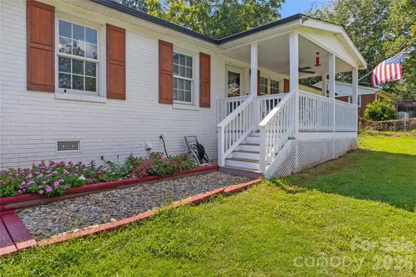 3601 Chapelwood Drive, Gastonia, NC 28052
