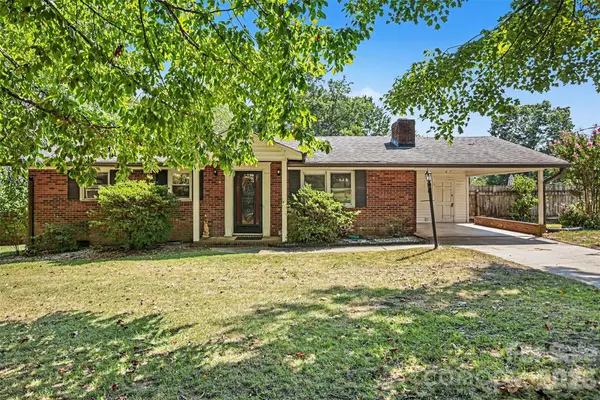 3932 Yokley Street, Winston Salem, NC 27107