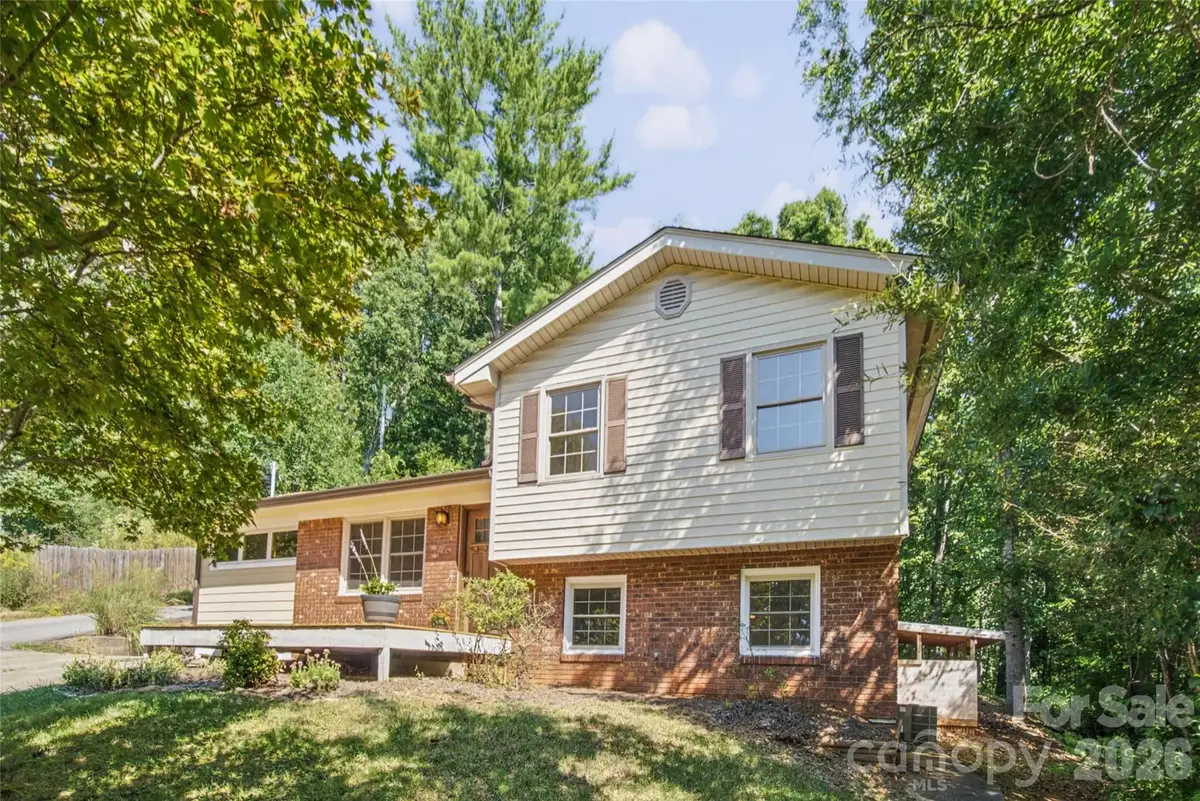 35 Clement Drive, Asheville, NC 28805 - #1
