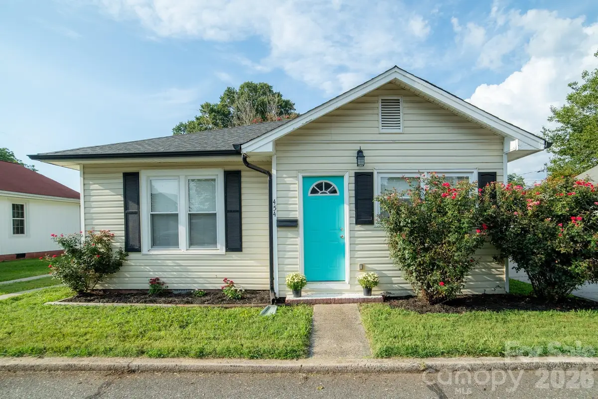 454 18th Street, Cramerton, NC 28032 - #1