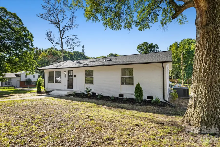 5618 Snow White Lane, Charlotte, NC 28213 - #2
