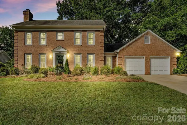 2010 Glendalough Lane, Matthews, NC 28105