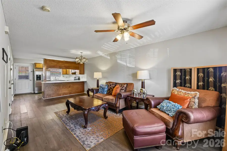 102 Brandywine Drive Ne #S5, Conover, NC 28613 - #3