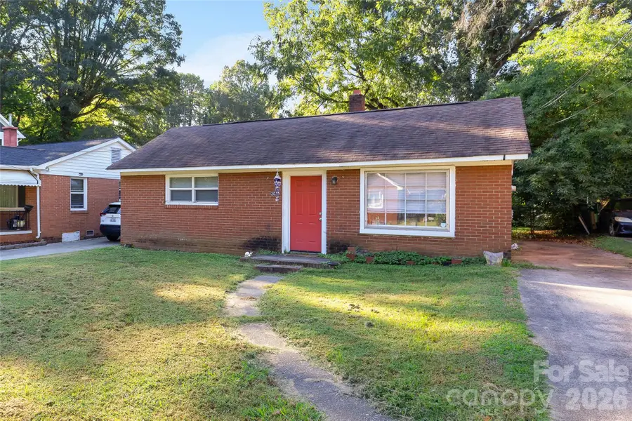 2019 St Mark Street, Charlotte, NC 28216 - #2