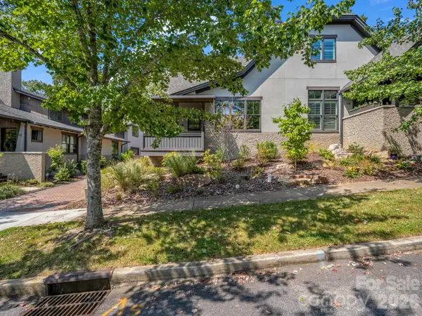 14 Keats Road, Black Mountain, NC 28711