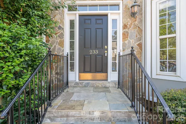 233 Southgate Lane, Mount Holly, NC 28120
