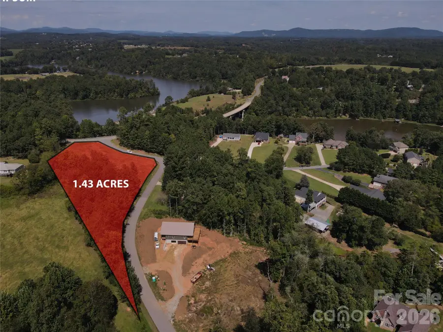 4707 Crystal Falls Avenue, Hickory, NC 28601 - #2