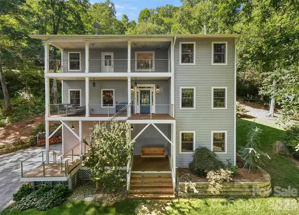349 View Rock Lane, Hendersonville, NC 28791