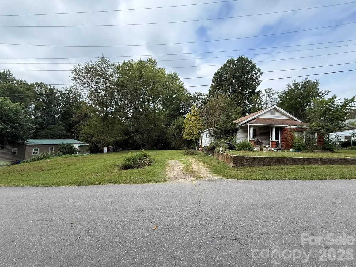 68 Morris Avenue, Marion, NC 28752 - #1