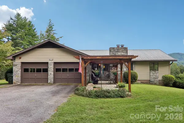 212 Rocky Meadow Lane, Etowah, NC 28729