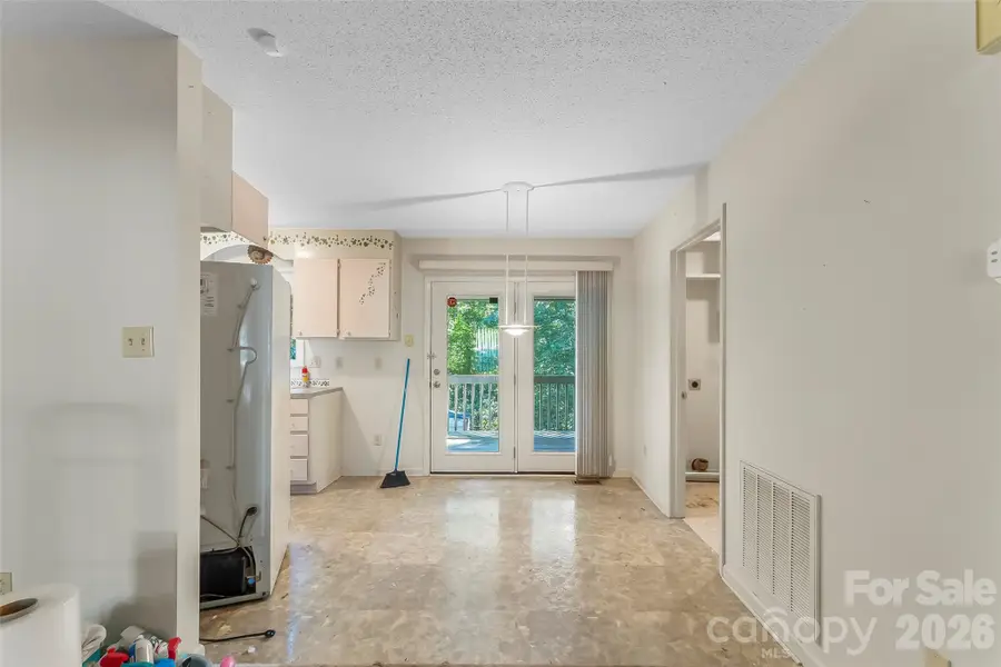 2524 Robinson Road, Newton, NC 28658 - #2