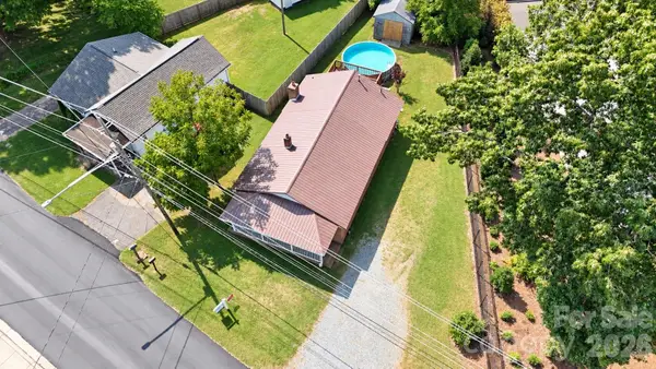 1231 Bradford Heights Road, Gastonia, NC 28054
