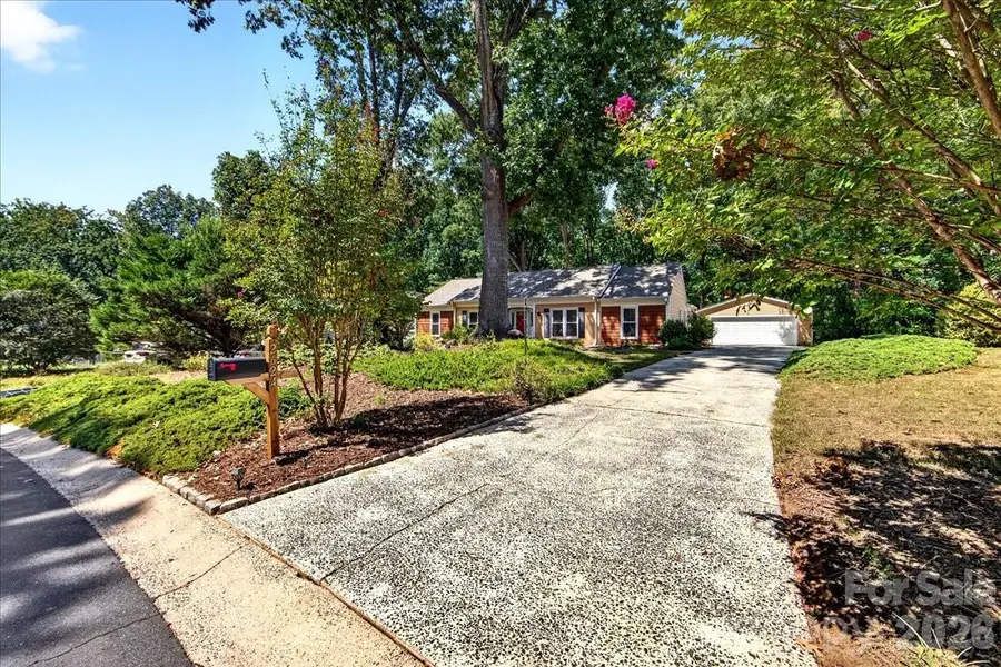 2624 Lawton Bluff Road, Charlotte, NC 28226 - #2
