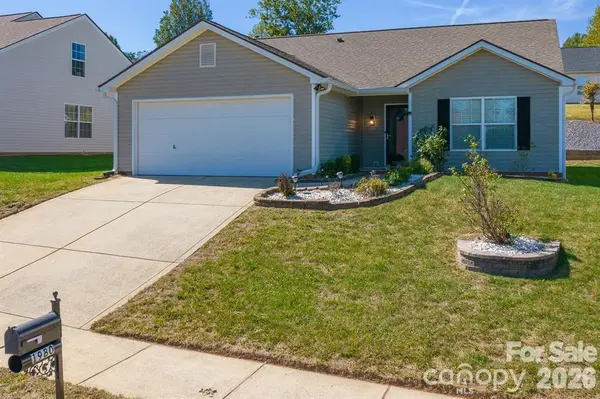 1980 8th Street Lane Se, Hickory, NC 28602