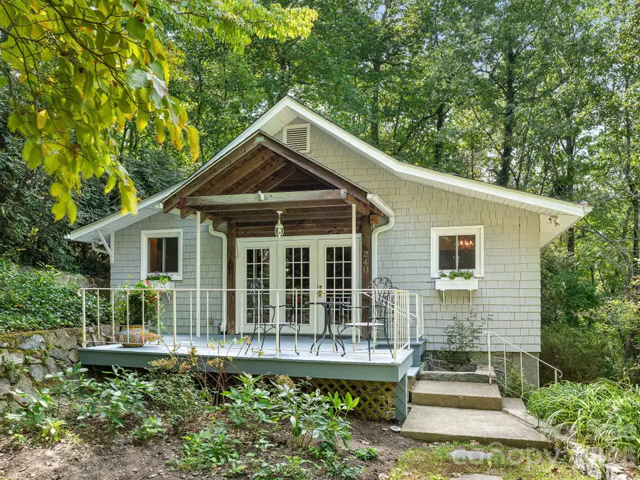 240 Seneca Boulevard, Hendersonville, NC 28739 - #2