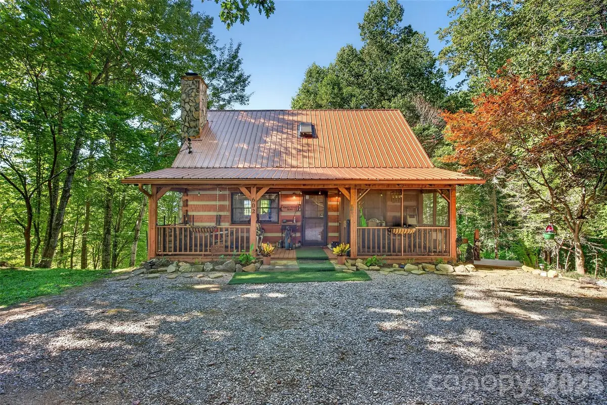 602 Quail Cove Road, Clyde, NC 28721 - #1