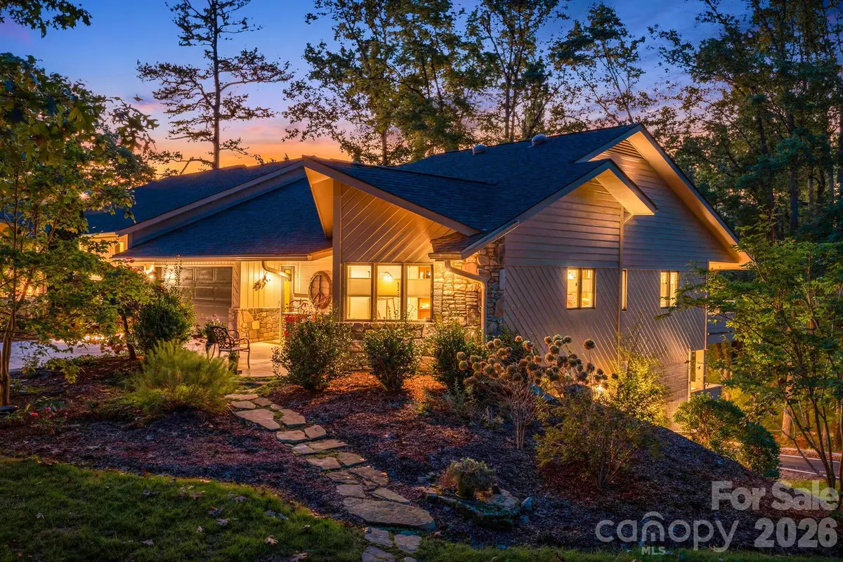 1702 Timber Trail, Asheville, NC 28804 - #1