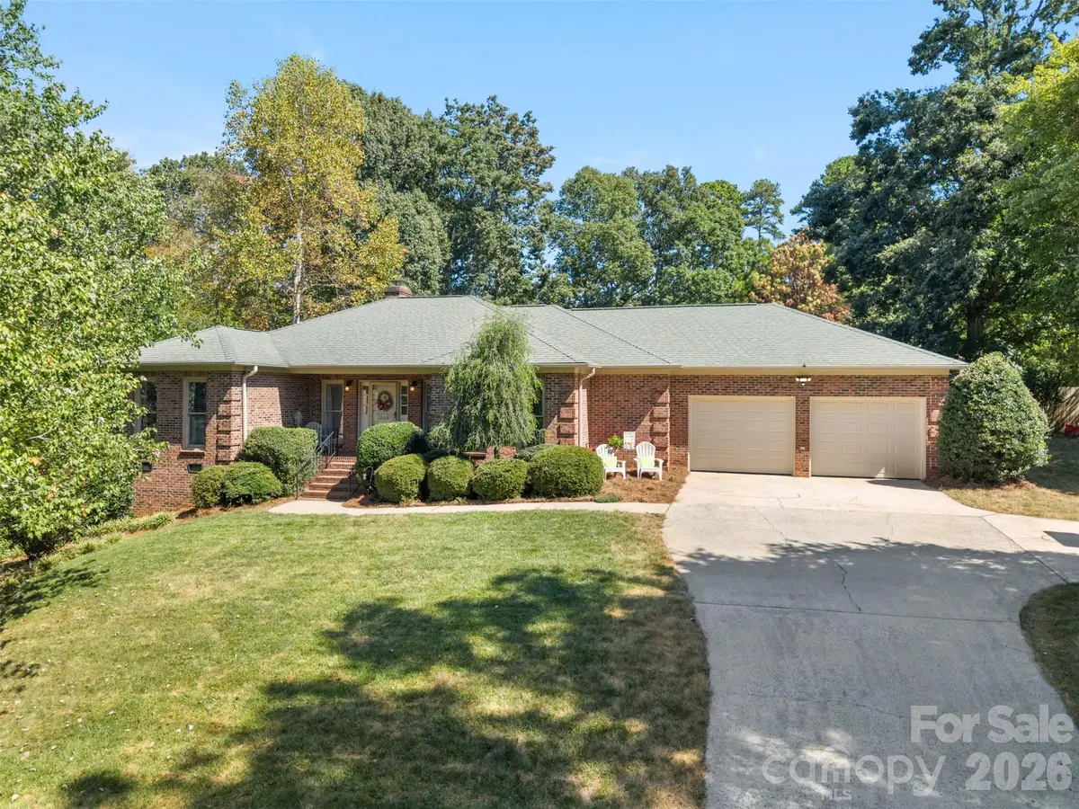 206 Woodridge Drive, Belmont, NC 28012 - #1