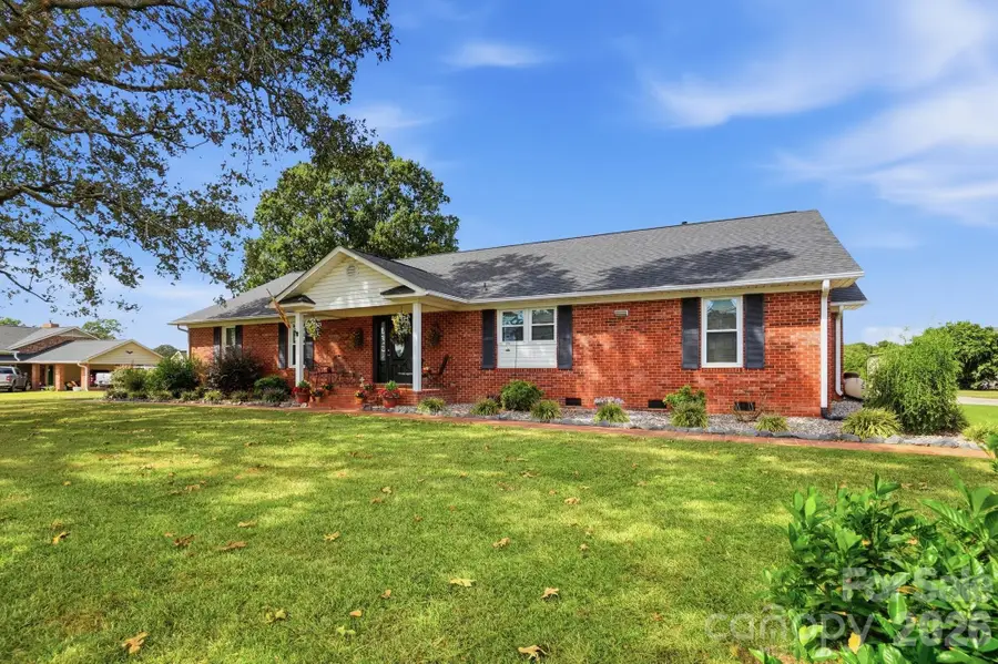 1061 Old Peachland Road, Marshville, NC 28103 - #2