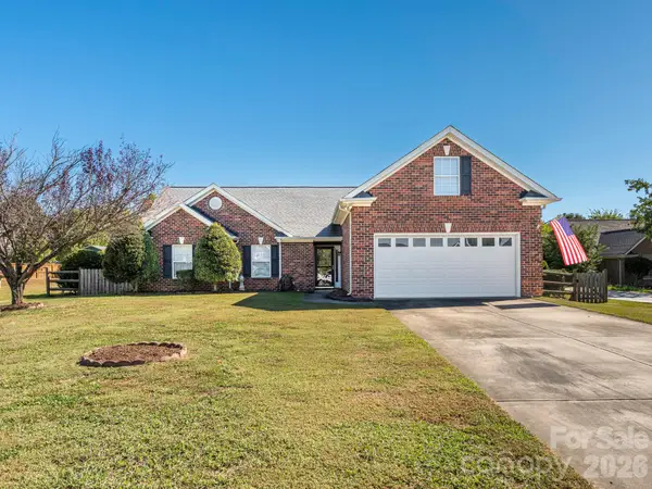 8415 Quail Hollow Drive, Harrisburg, NC 28075