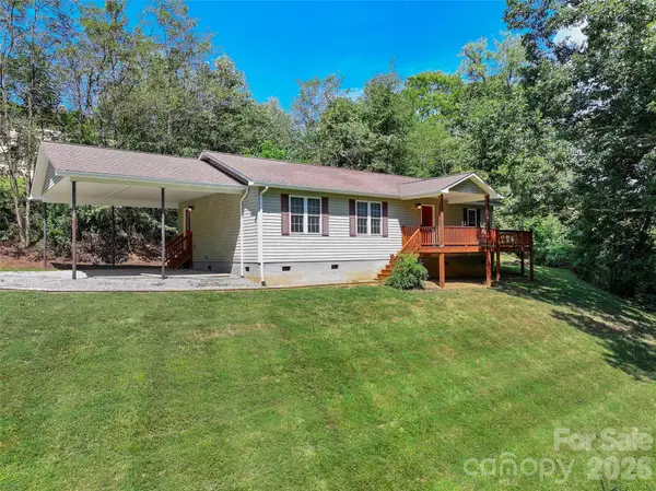 111 Natures Trail, Clyde, NC 28721