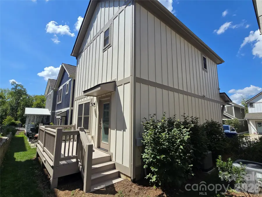 25 Wheeler Road, Weaverville, NC 28787 - #2