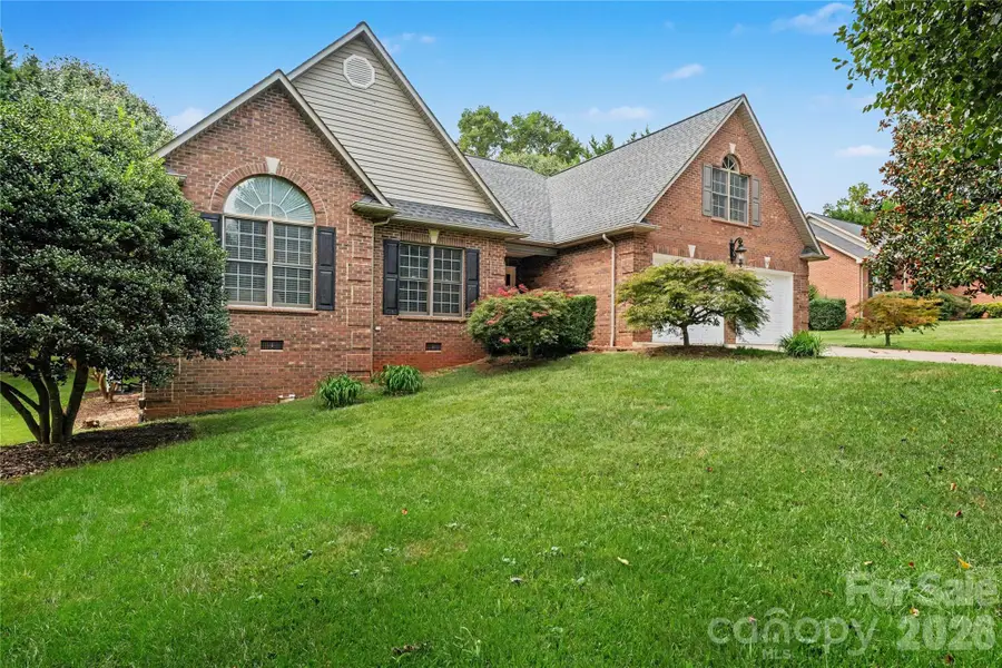 1085 Merrywood Drive, Newton, NC 28658 - #2