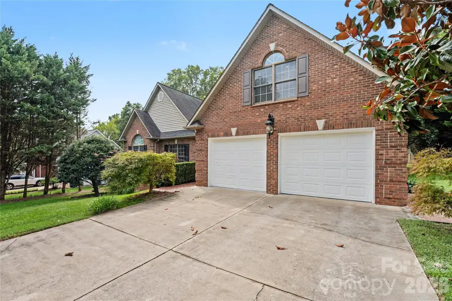 1085 Merrywood Drive, Newton, NC 28658 - #3