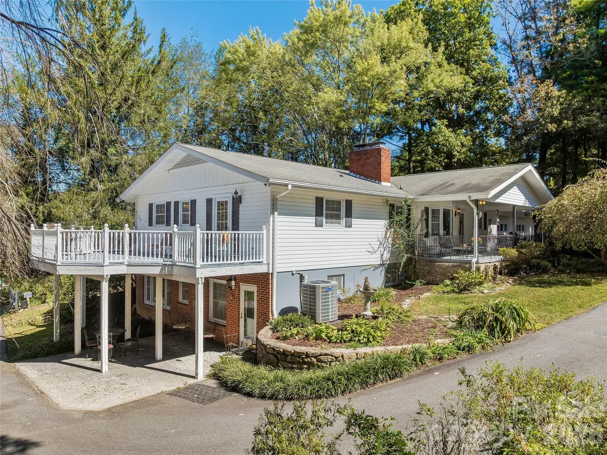 8 Hummingbird Lane, Asheville, NC 28806 - #1