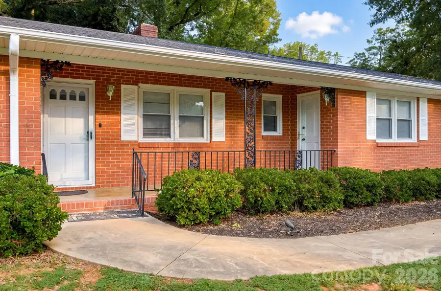 112 Delta Street, Lexington, NC 27295 - #2