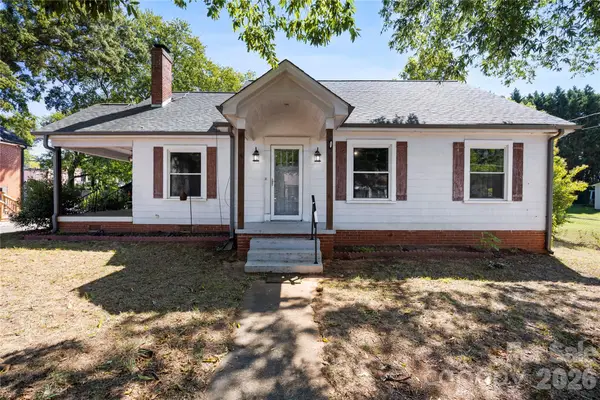 309 S Main Avenue S, Newton, NC 28658