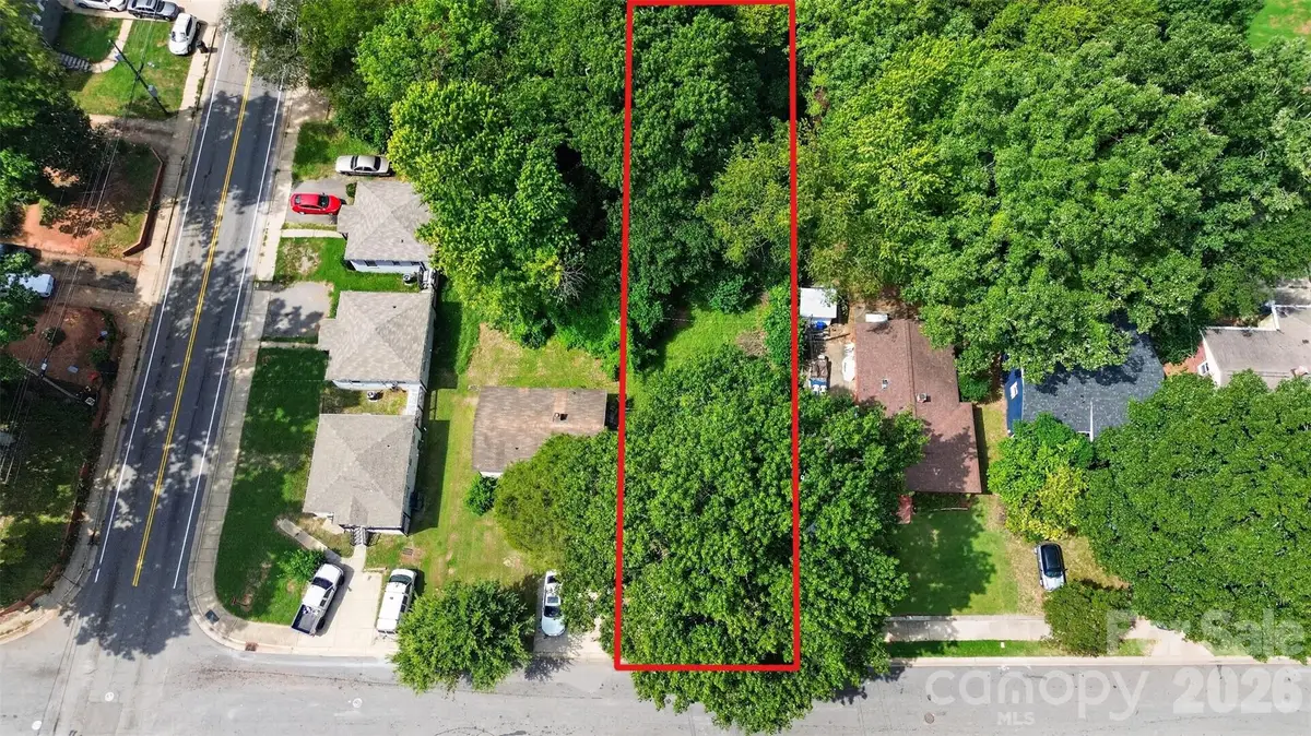 2011 Erie Street, Charlotte, NC 28216 - #1