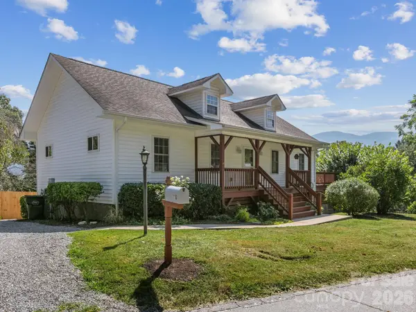 110 Medford Avenue, Waynesville, NC 28786
