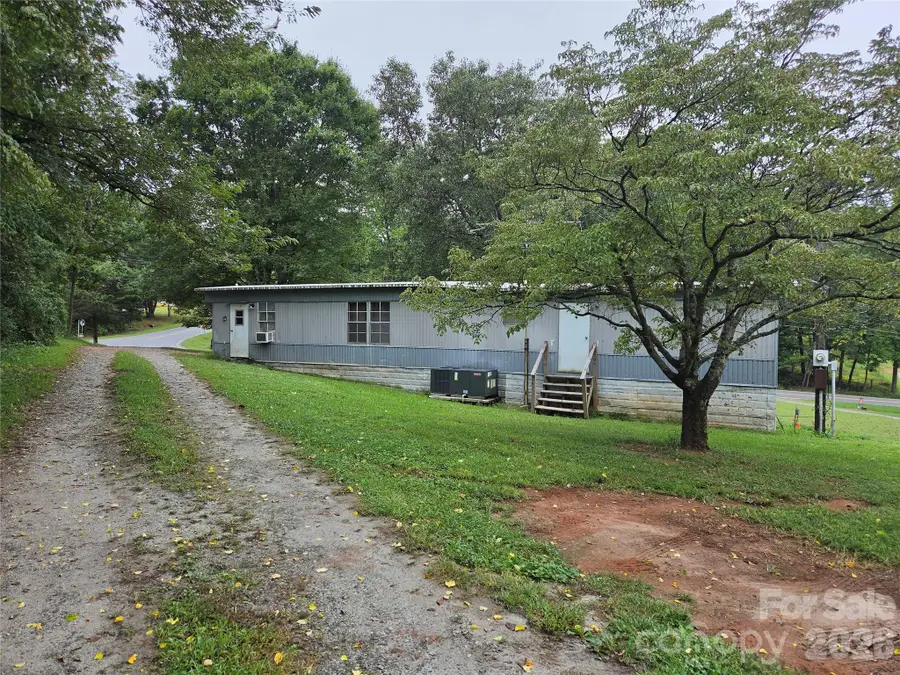 2116 Fox Mountain Road, Columbus, NC 28722 - #3