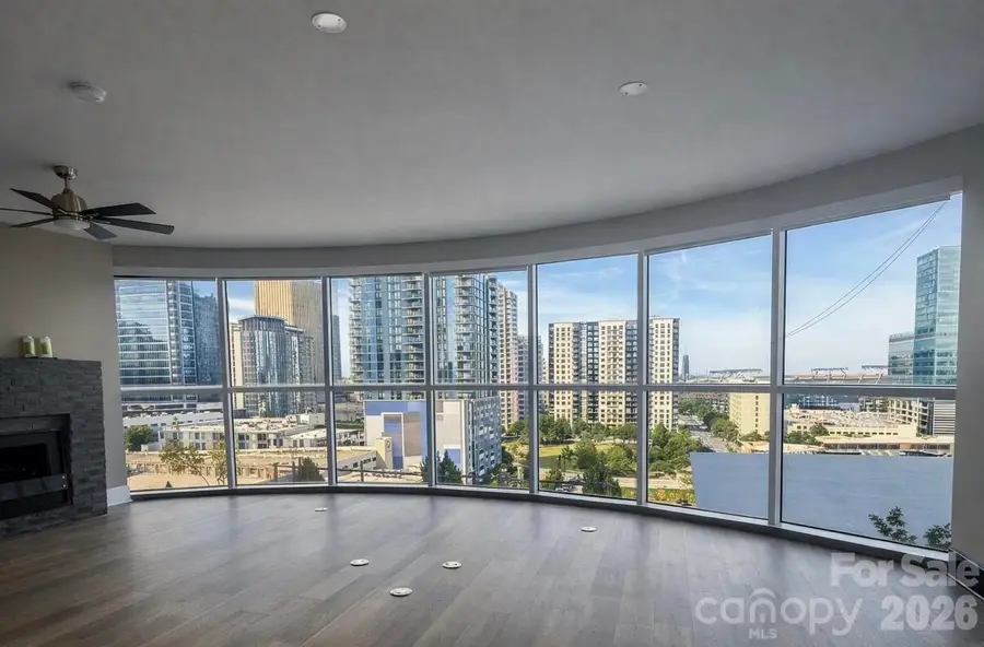 333 W Trade Street #907, Charlotte, NC 28202 - #2