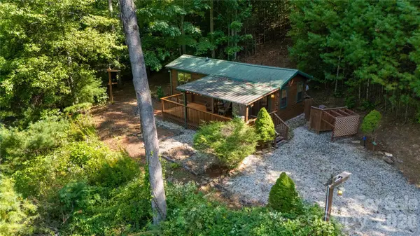 319 Dancing Leaf Lane, Bakersville, NC 28705