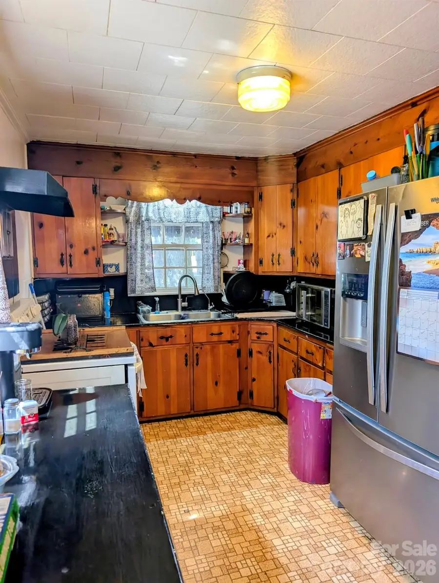712 N Weldon Street, Gastonia, NC 28052 - #3