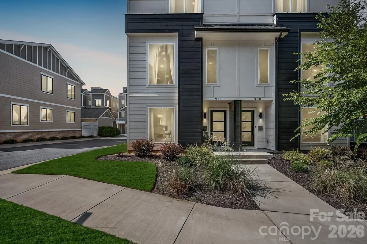 910 Van Every Street, Charlotte, NC 28205 - #1