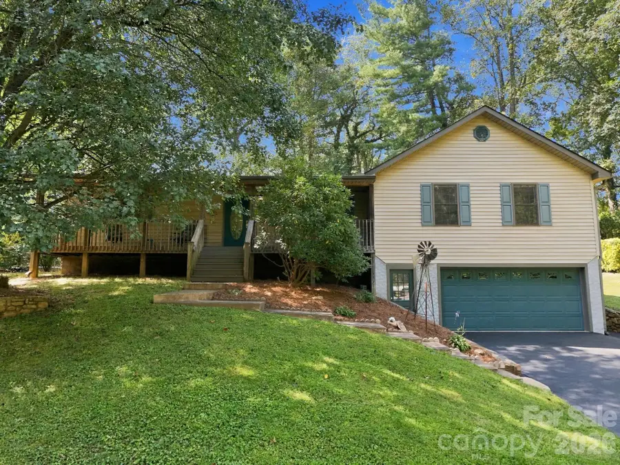 6 Cisco Road, Asheville, NC 28805 - #2