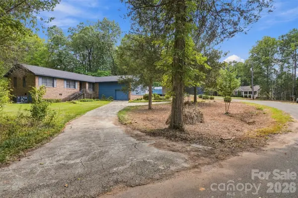 5559 Hillsdale Street, Fort Lawn, SC 29714