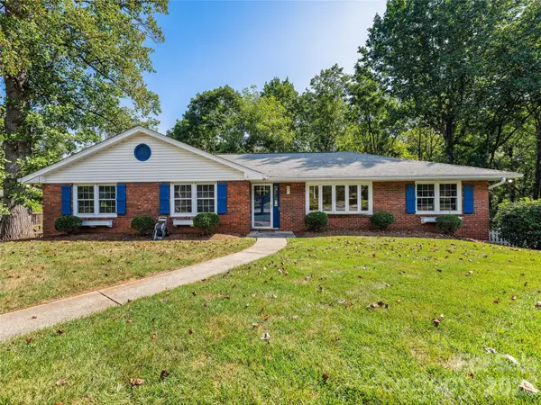 531 Bluebird Ridge, Asheville, NC 28804