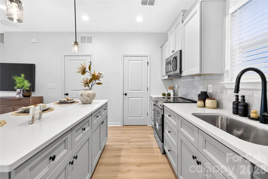 3624 Glenwood Drive, Charlotte, NC 28208 - #2